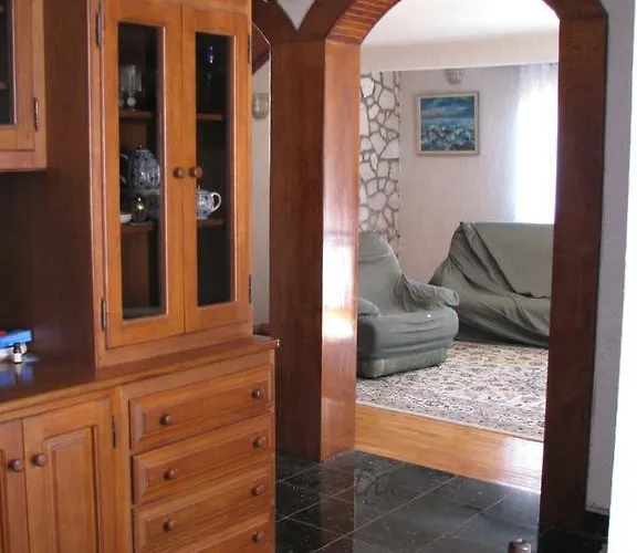 Butterfly Tonkica * Betina (Sibenik-Knin)