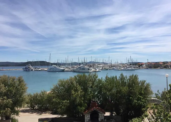 Butterfly Tonkica Сasa de vacaciones *